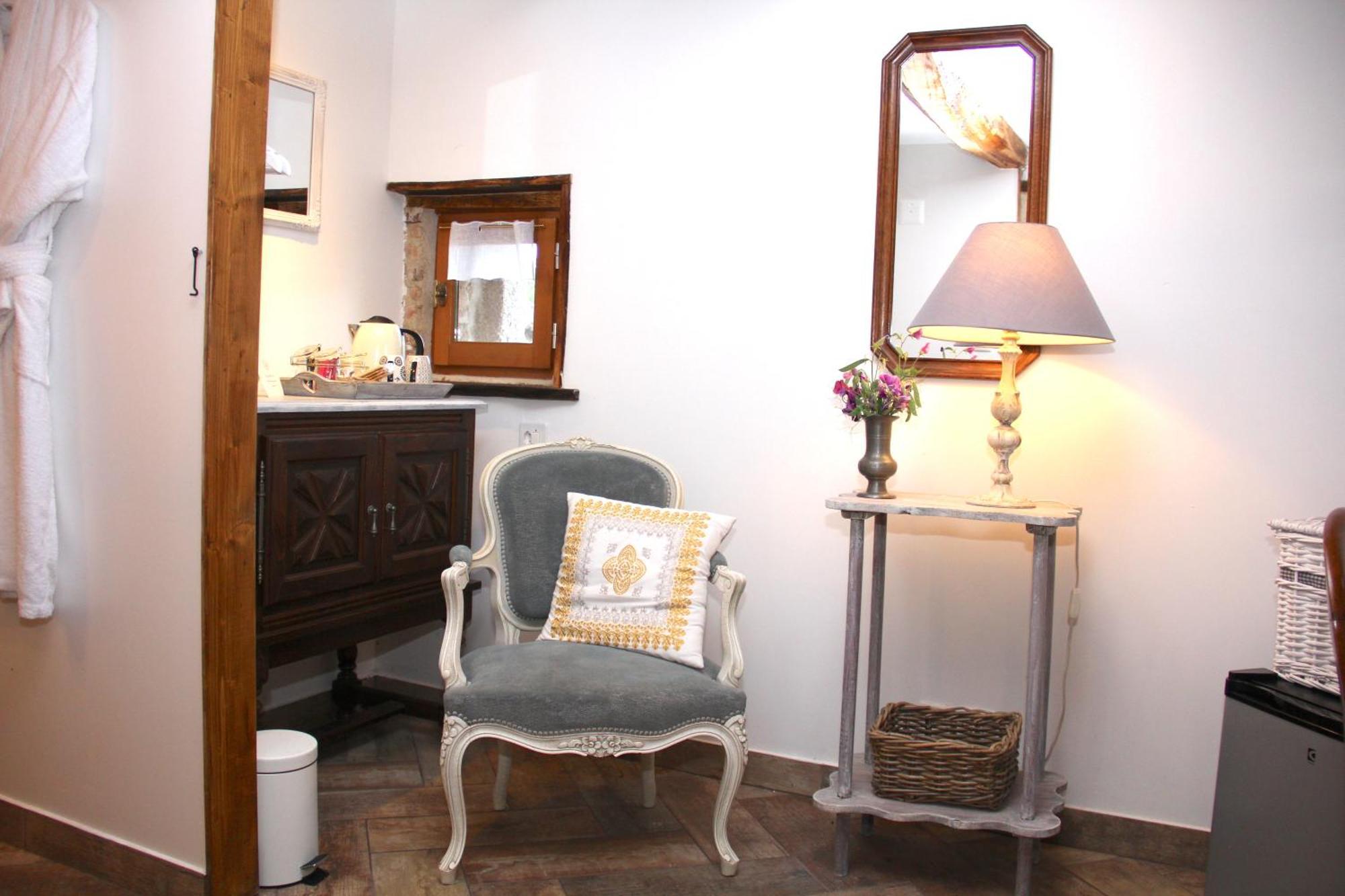 Bed and Breakfast La Belle Ame Saint-Priest-des-Champs Pokoj fotografie