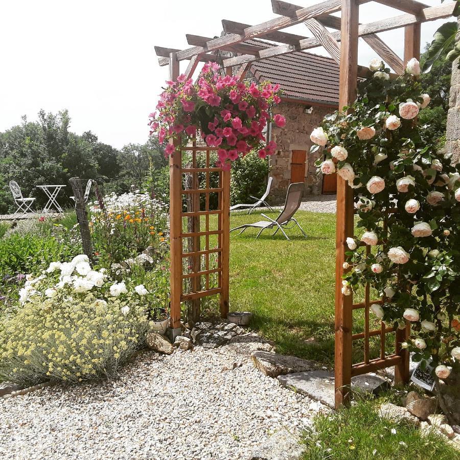 Bed and Breakfast La Belle Ame Saint-Priest-des-Champs Exteriér fotografie